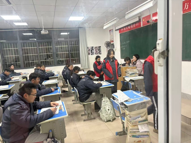 b0690cfe3d0432770a2cf3db4fd4b185.jpg